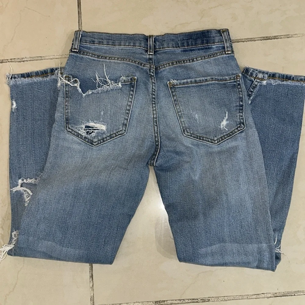 Zara Woman Premium‎ Denim Collection Jeans Distressed Sz. 2